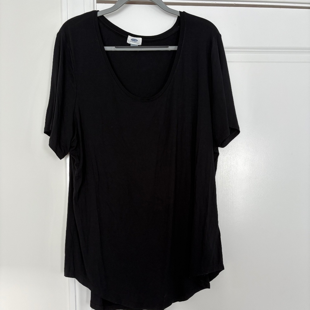 New Old Navy Black Round Neck Short Sleeve T-Shirt